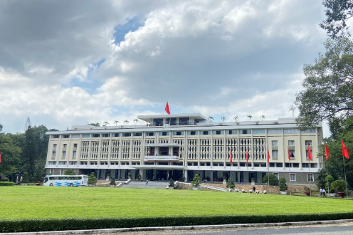 FAMOUS HISTORY IN SAI GON: THE INDEPENDENCE PALACE – IN THE HEART OF THE CITY